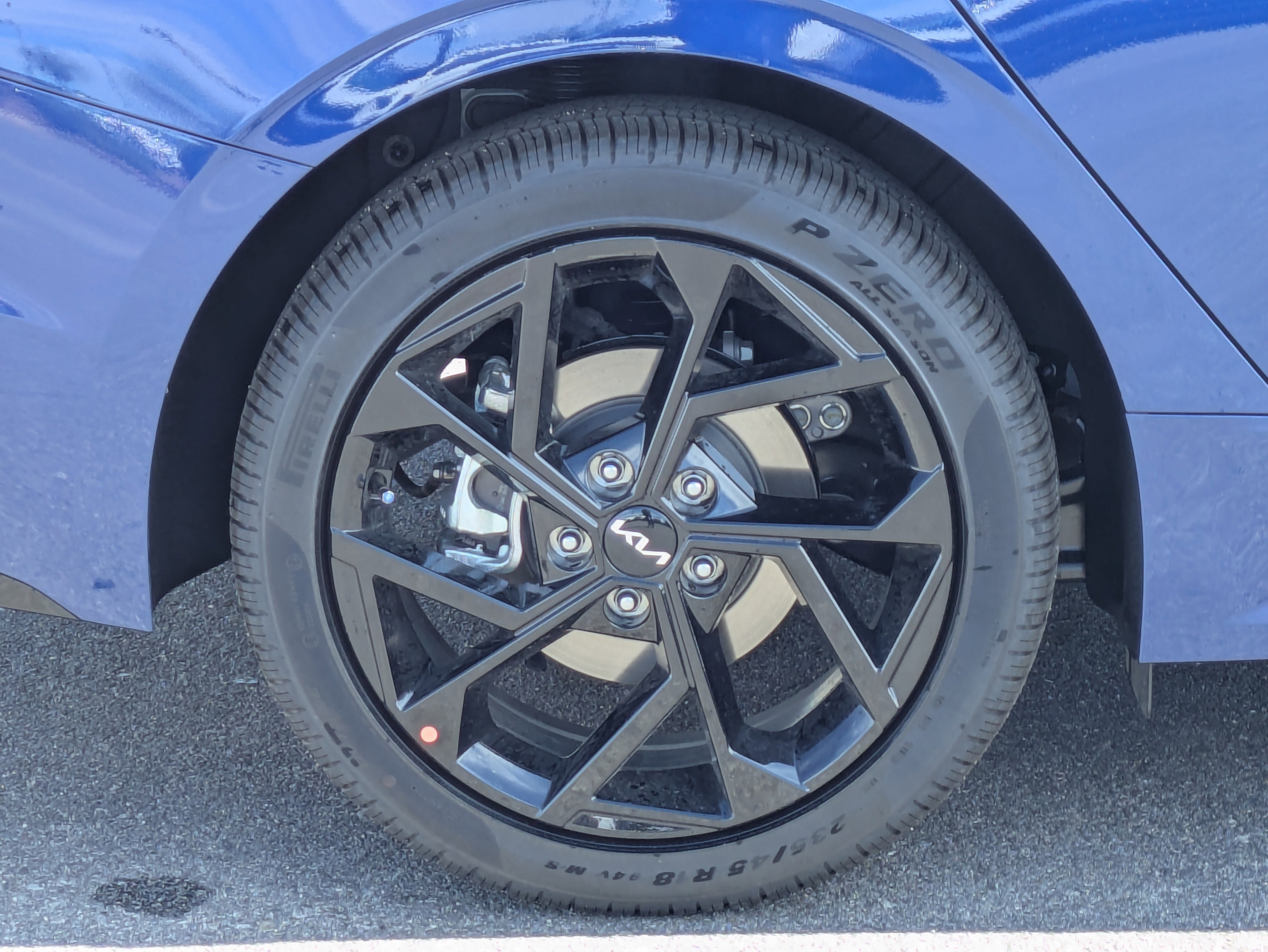 2026 Kia K5 GT-Line - Photo 9