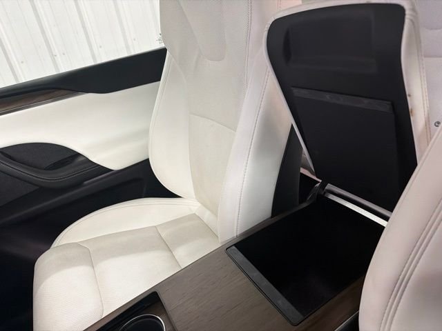 2022 Tesla Model X Long Range - Photo 37