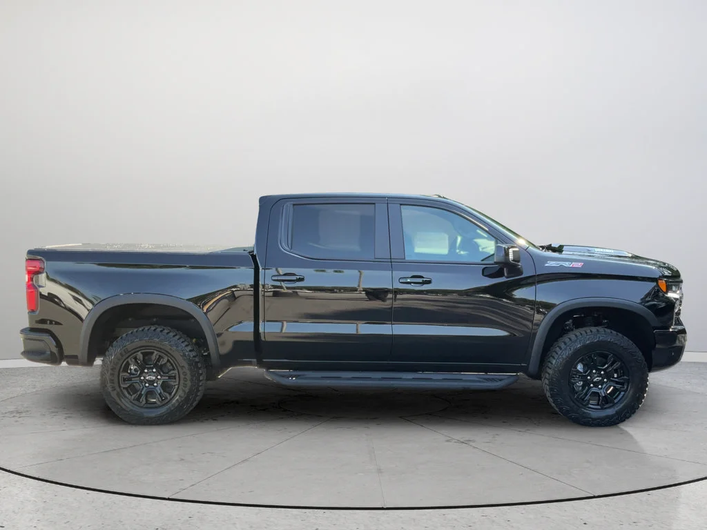 2026 Chevrolet Silverado 1500 ZR2 - Photo 7