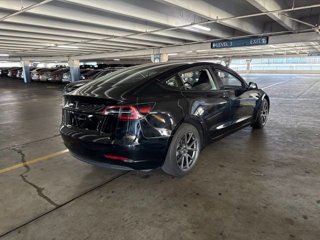Used 2023  Tesla Base image 3