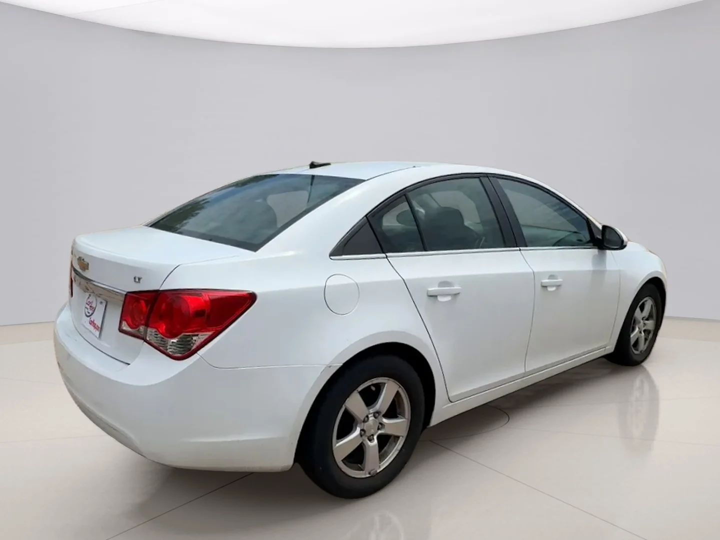 Used 2014 White Chevrolet 1LT image 5