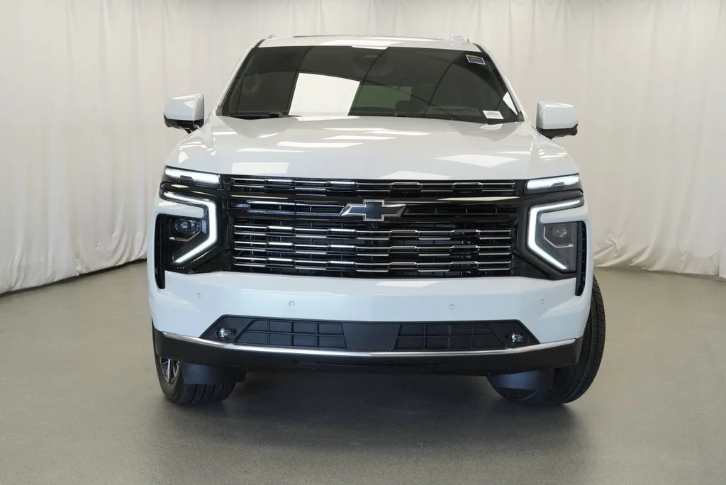 New 2026 Polar White Tricoat Chevrolet High Country image 36