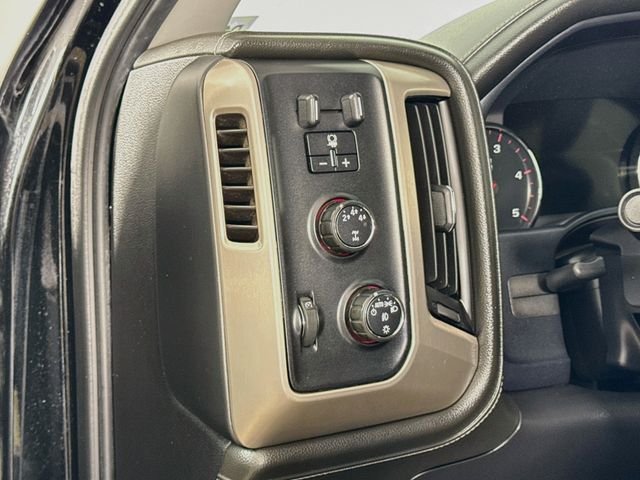 Used 2016 Black GMC Denali image 10