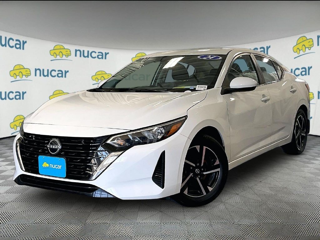 Used 2024 White Nissan SV image 3