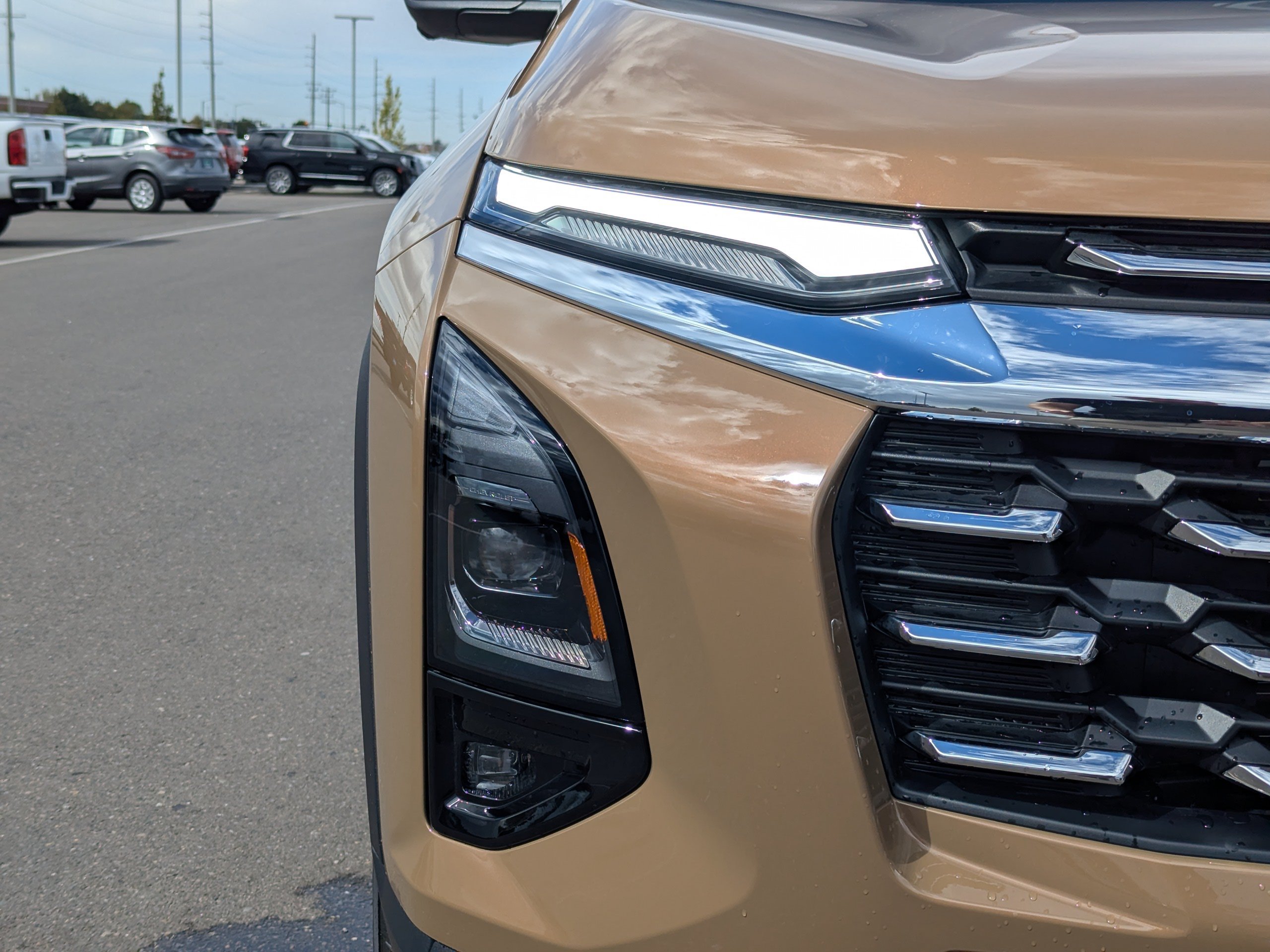 2027 Chevrolet Equinox LT - Photo 44