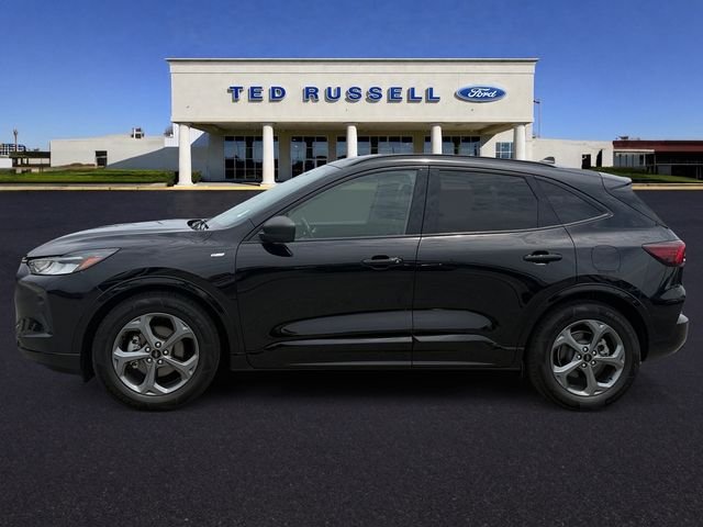 Used 2024 Black Metallic Ford ST-Line image 8