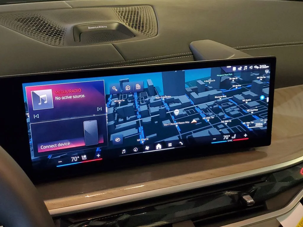 New 2026 Black Sapphire Metallic BMW ALPINA XB7 image 22