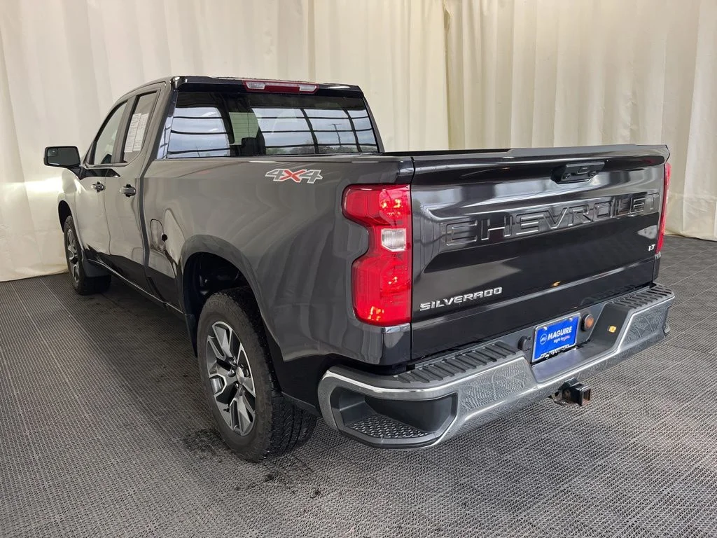 Used 2022 Gray Chevrolet LT image 23