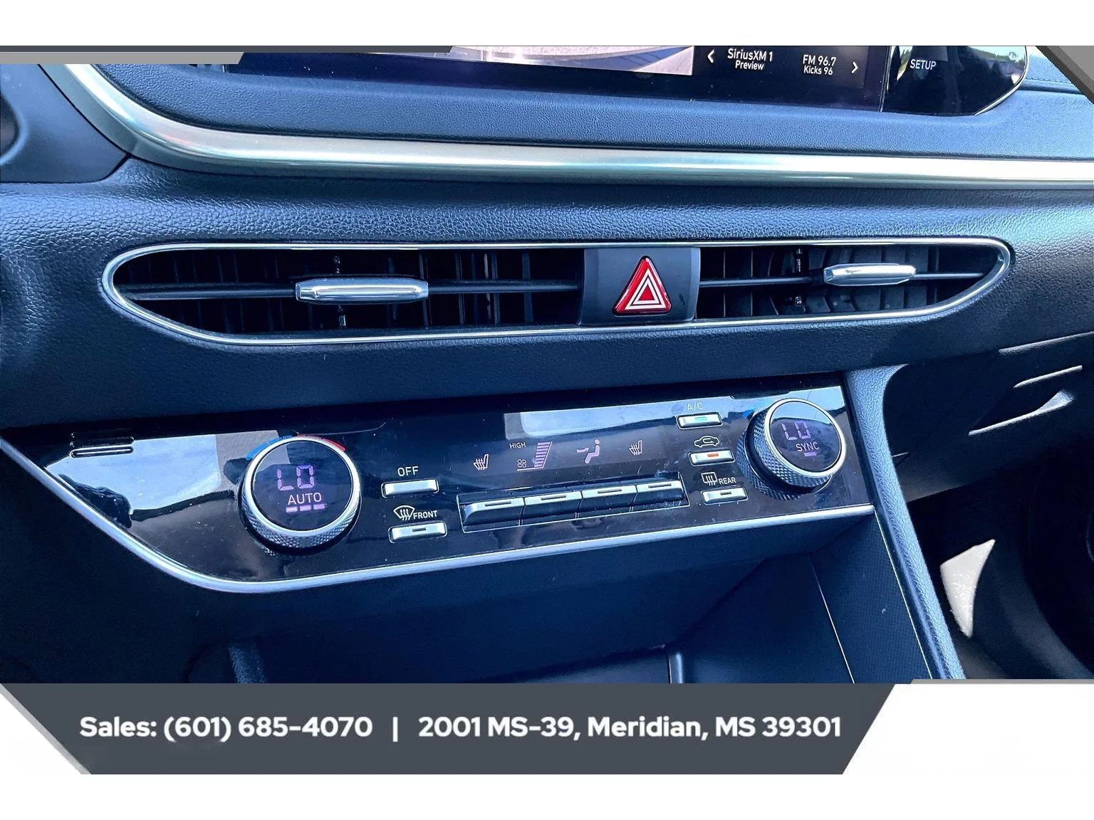 Used 2023 Onyx Black Hyundai SEL image 22