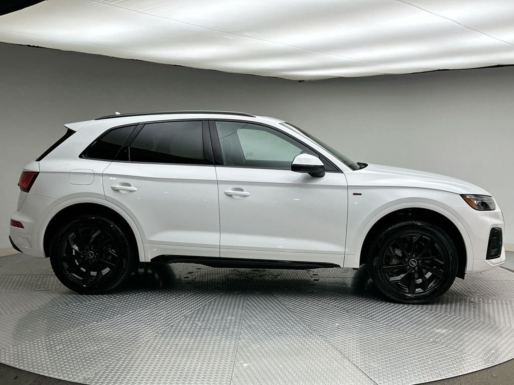 Used 2024  Audi 45 S line Premium image 14