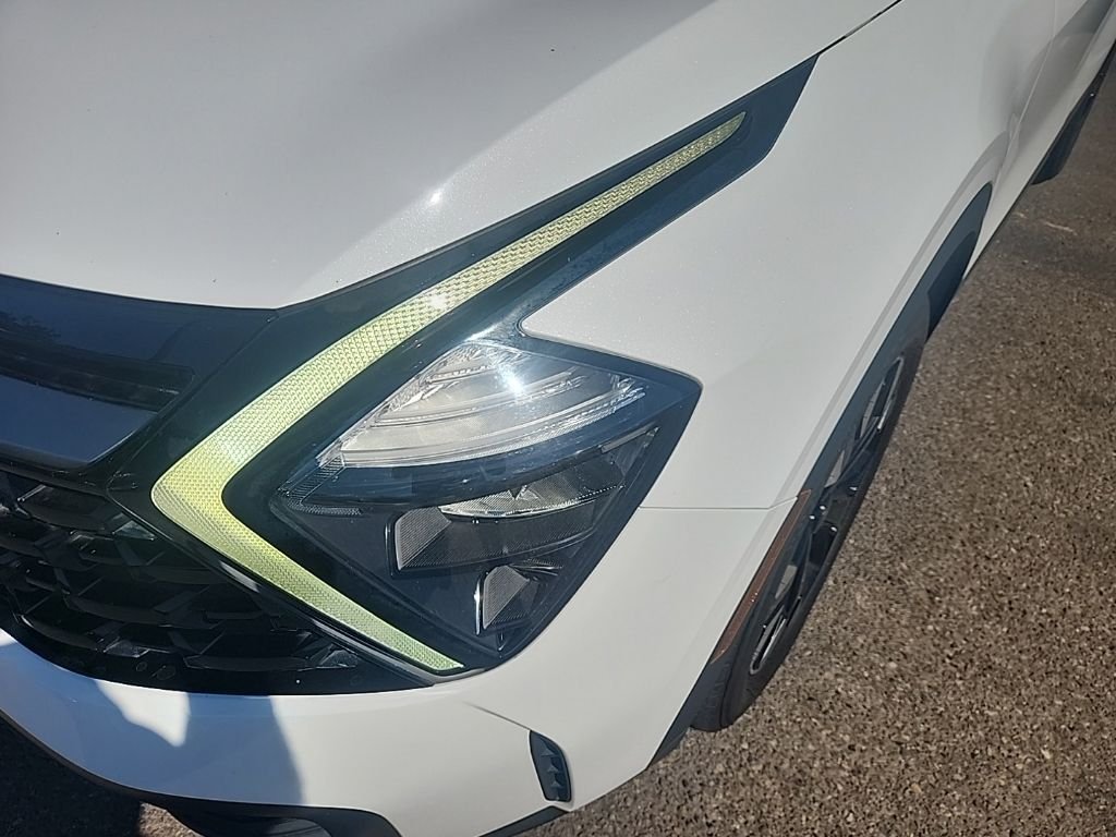 Used 2023 White Kia X-Line image 6