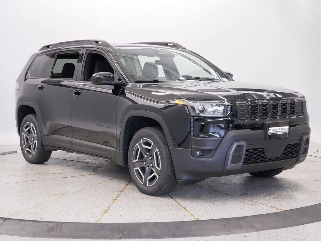 New 2026 Diamond Black Crystal Pearlcoat Jeep Laredo image 8