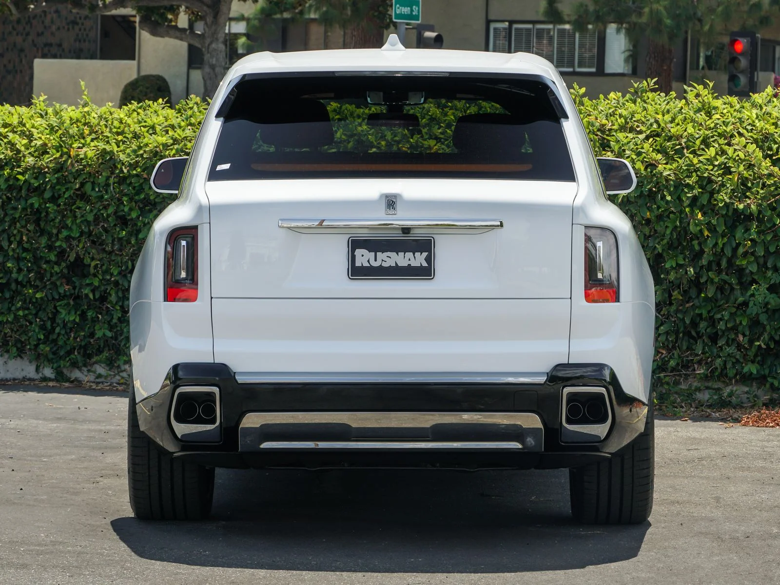 New 2026 Arctic White Rolls-Royce  image 6