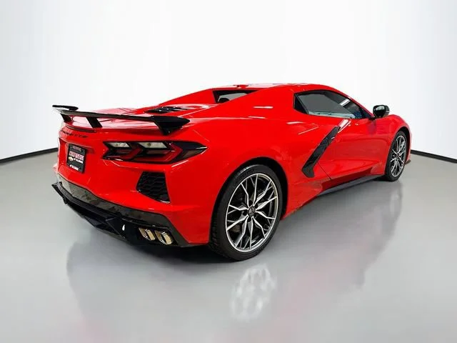 2025 Chevrolet Corvette 2LT - Photo 7