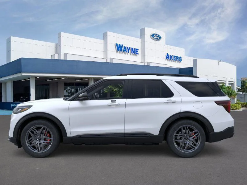 New 2026 Star White Metallic Tri-Coat Ford ST image 3