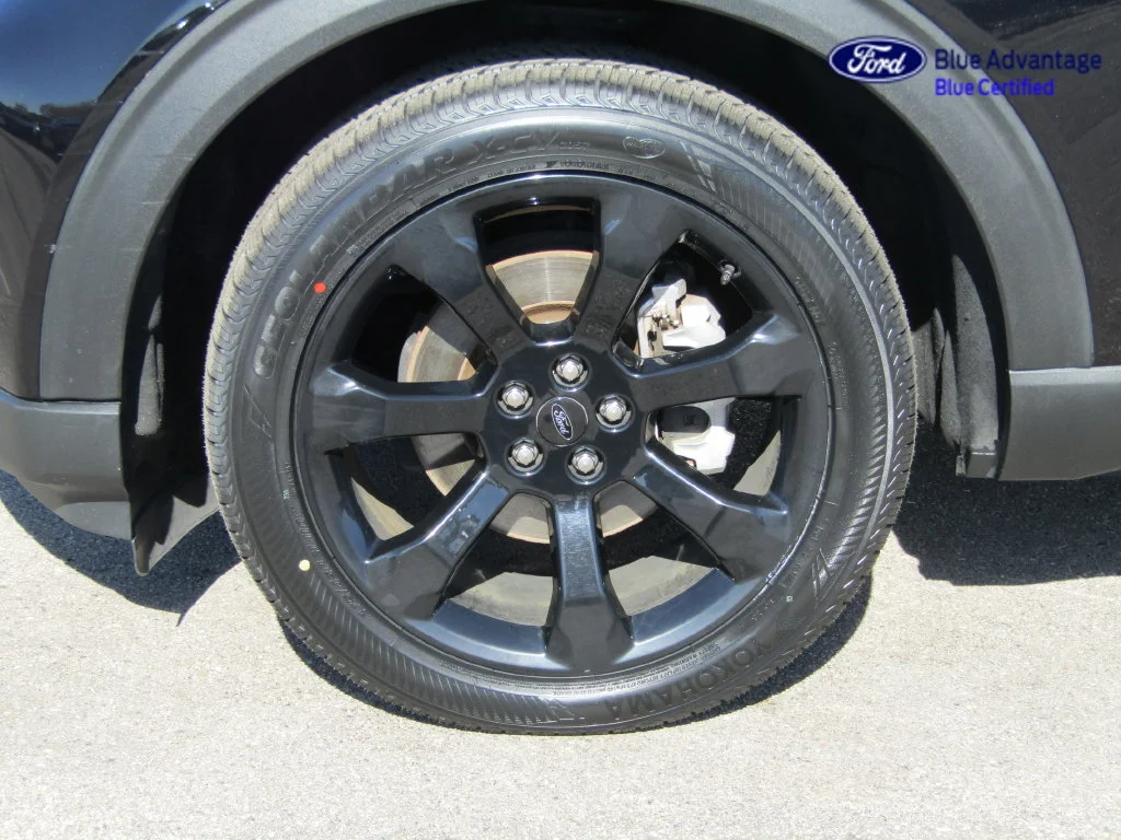 Certified Used 2022 Agate Black Metallic Ford ST-Line image 14
