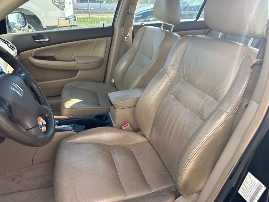 Used 2007 Black Honda EX-L image 6
