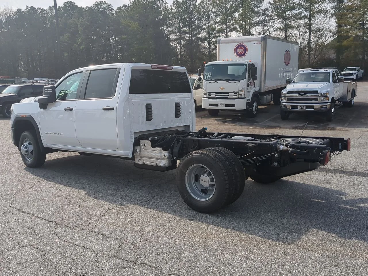 New 2026 Summit White GMC Pro image 6