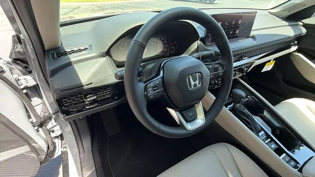 New 2026 Gray Honda Touring image 32