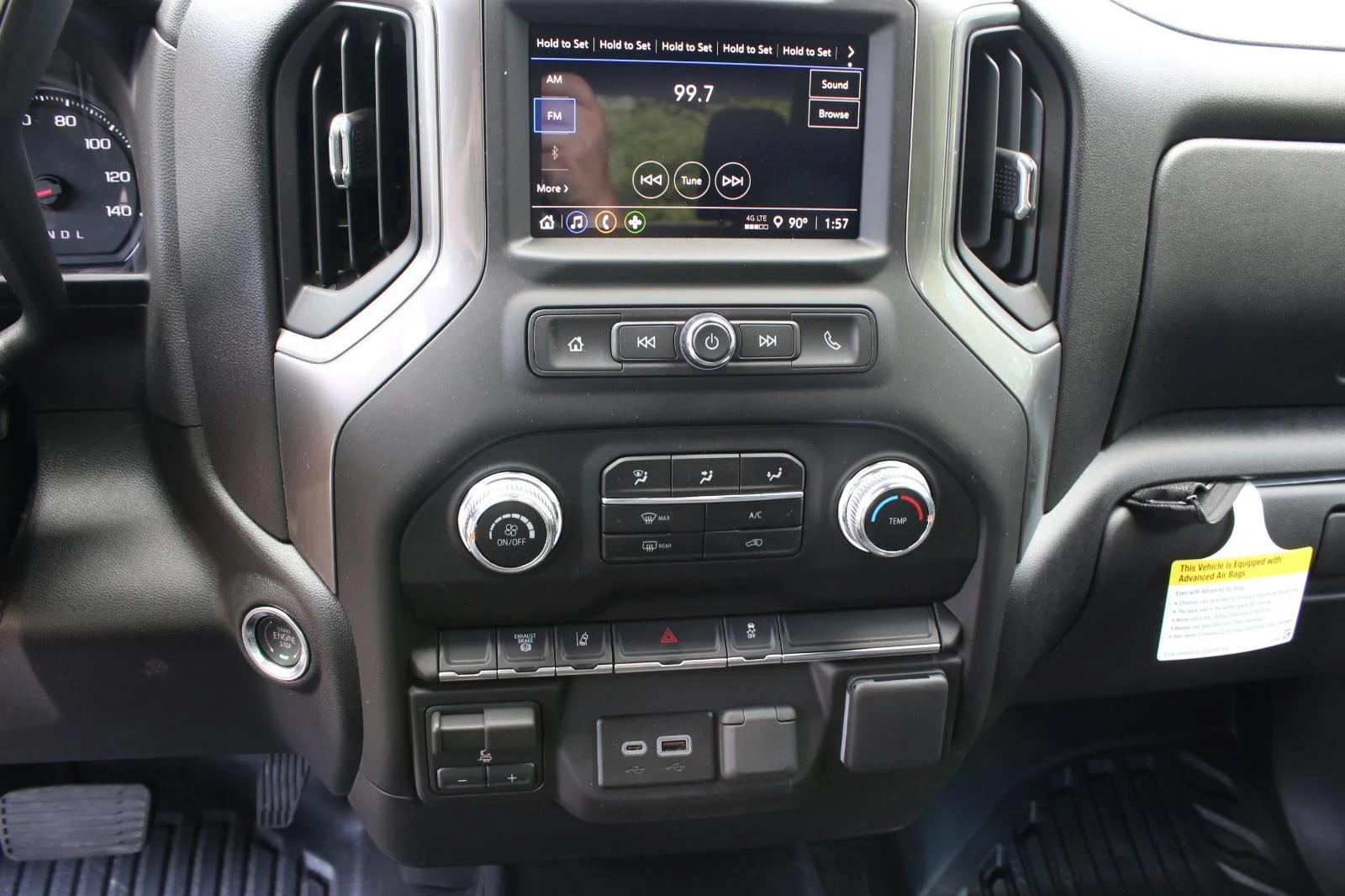 New 2026 Summit White GMC Pro image 22