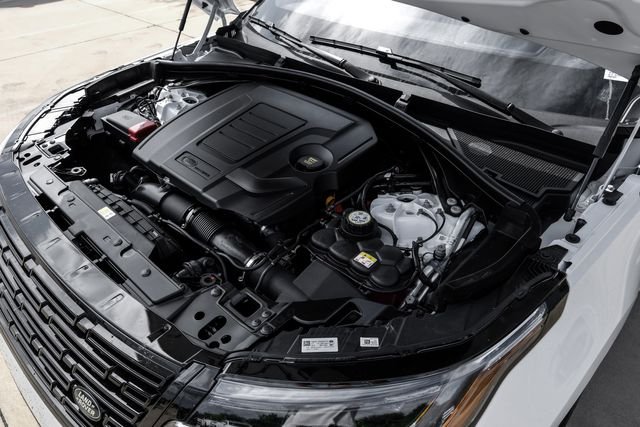 New 2026 Fuji White Land Rover S image 61