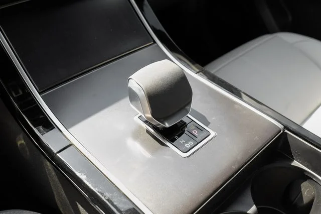 2026 Land Rover Range Rover Velar Dynamic SE - Photo 33