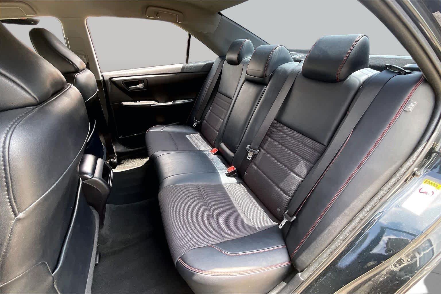 Used 2017 Cosmic Gray Mica Toyota SE image 19