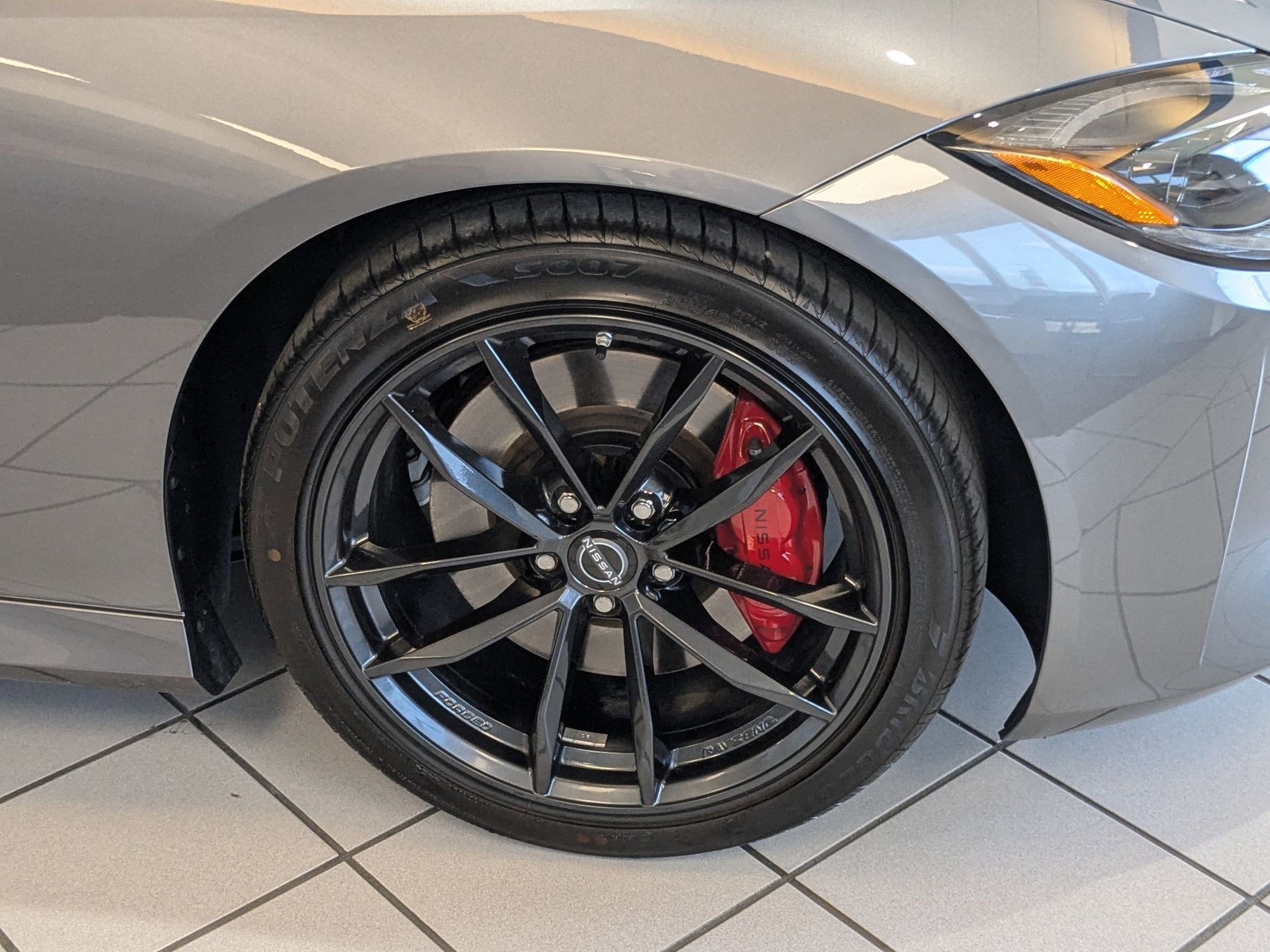 2025 Nissan Z Performance - Photo 8