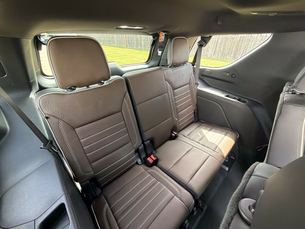 New 2026 Glacier White Tricoat GMC Denali Ultimate image 25