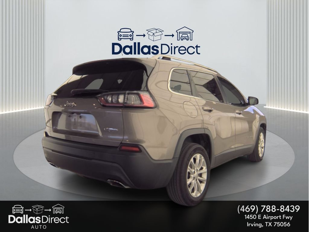 Used 2019 Light Brownstone Pearlcoat Jeep Latitude image 6