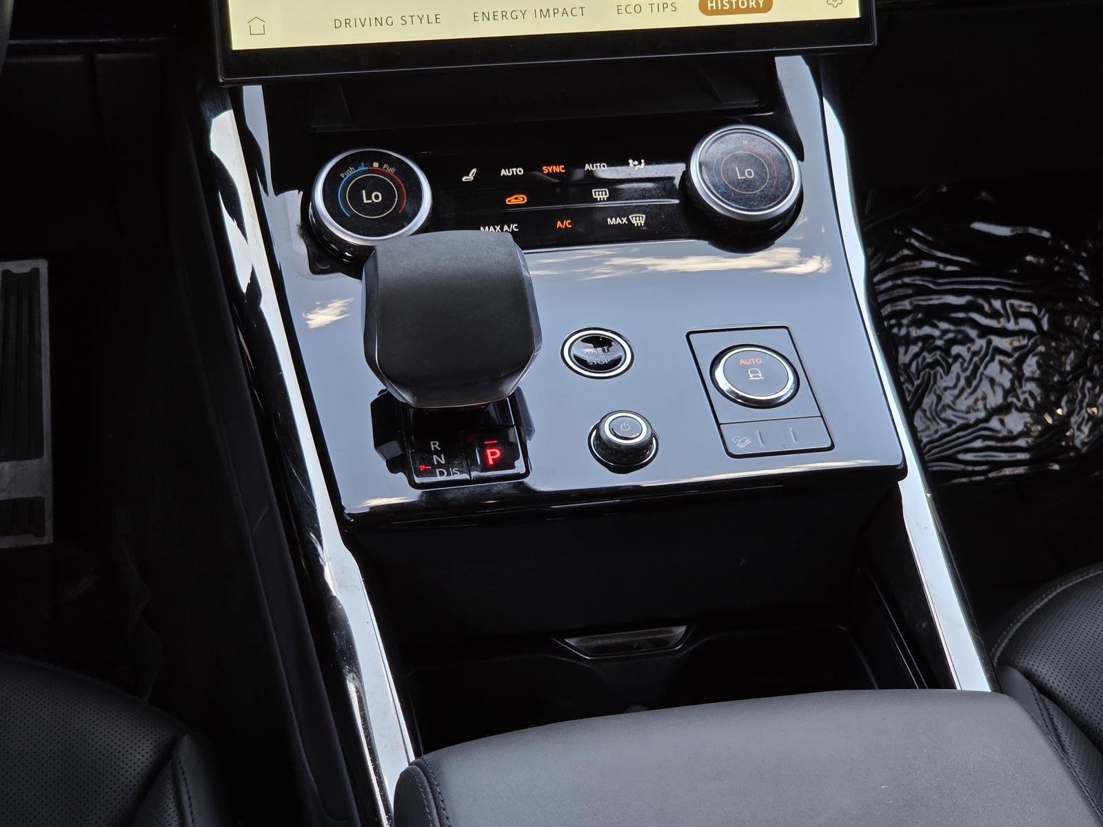 Used 2023 Santorini Black Metallic Land Rover SE image 17