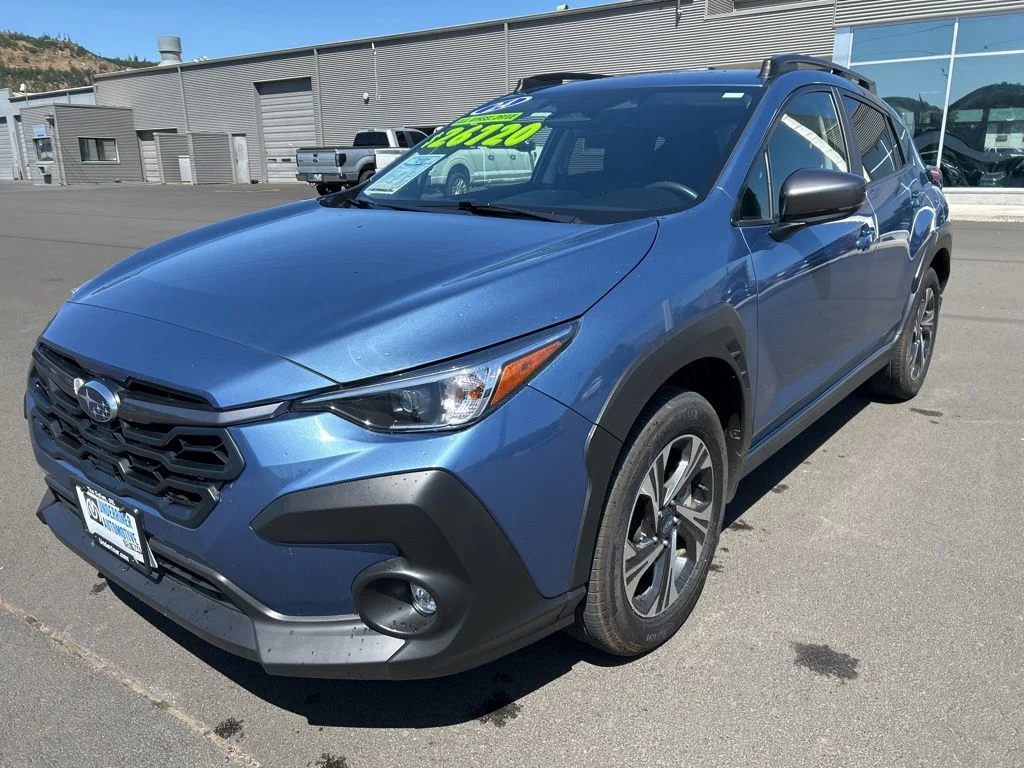 Used 2024 Horizon Blue Pearl Subaru Premium image 12