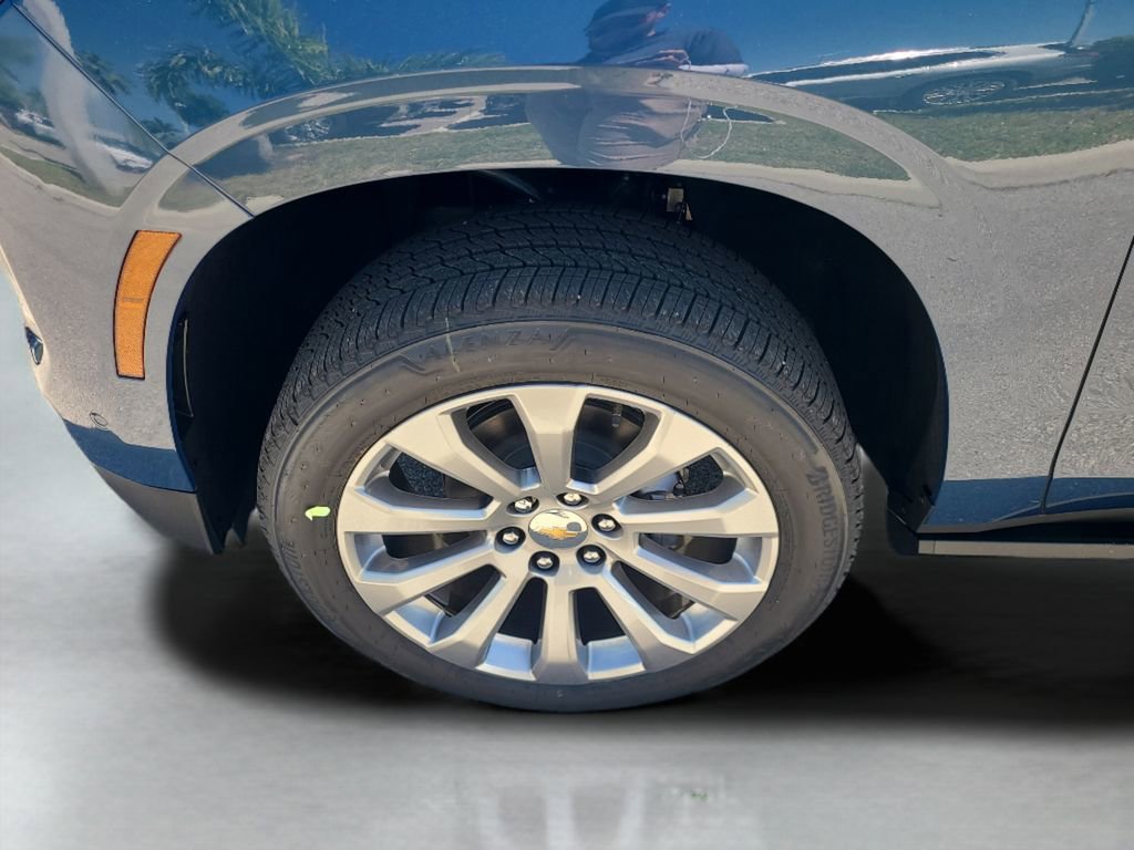 2026 Chevrolet Suburban Premier - Photo 26