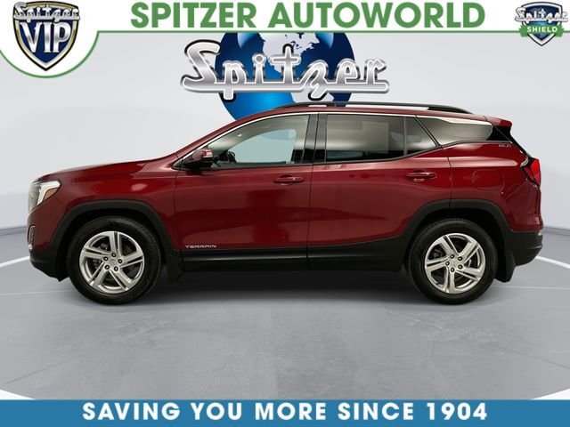 Used 2018 Red GMC SLE image 7
