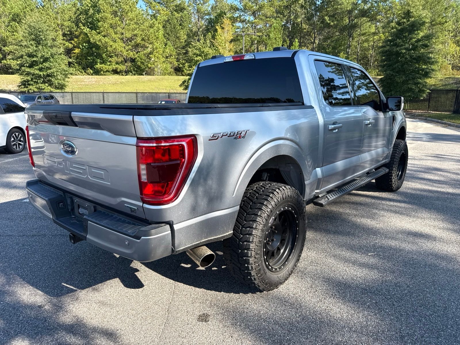 Used 2021 Silver Ford XLT image 3