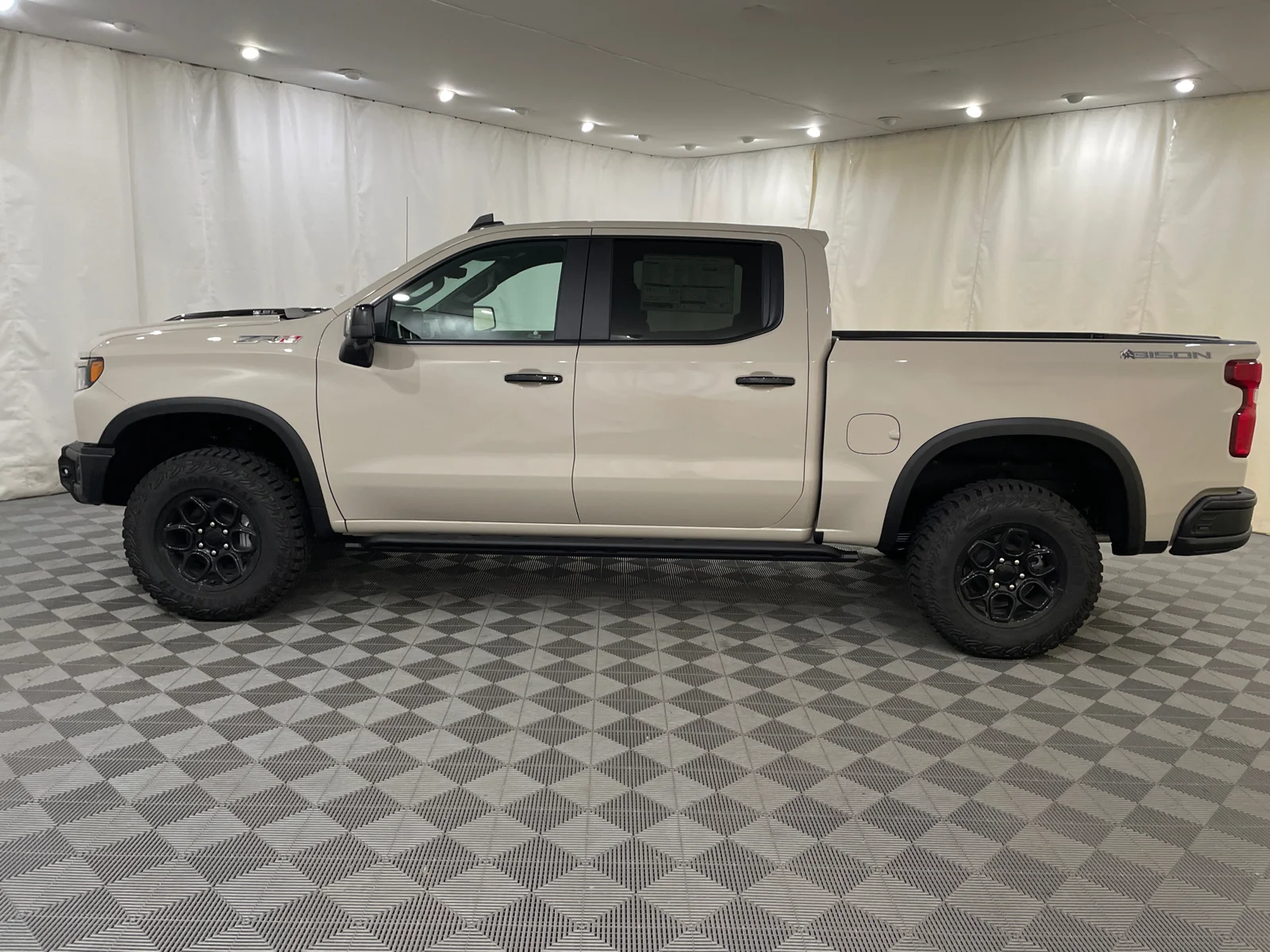 Used 2026 Tan Chevrolet ZR2 image 9