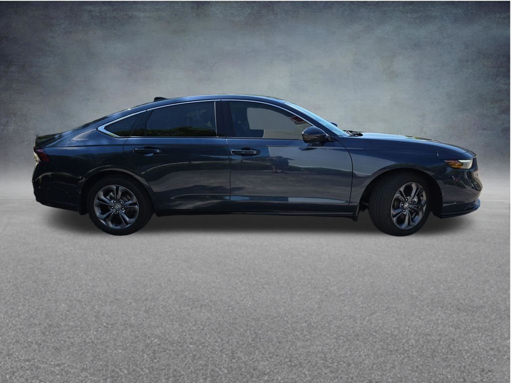 Used 2024 Blue Honda EX-L image 2