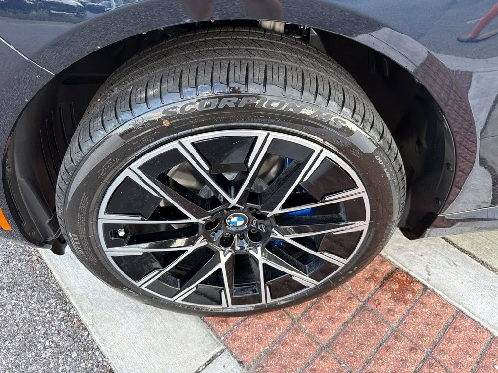 New 2027 Carbon Black Metallic BMW 40 xDrive image 10