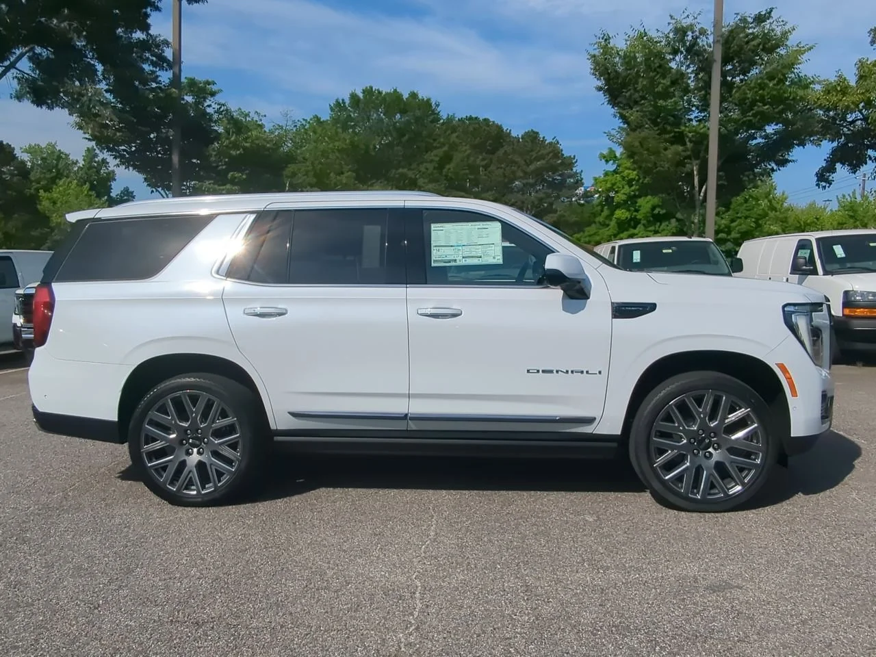 New 2026 Glacier White Tricoat GMC Denali Ultimate image 9