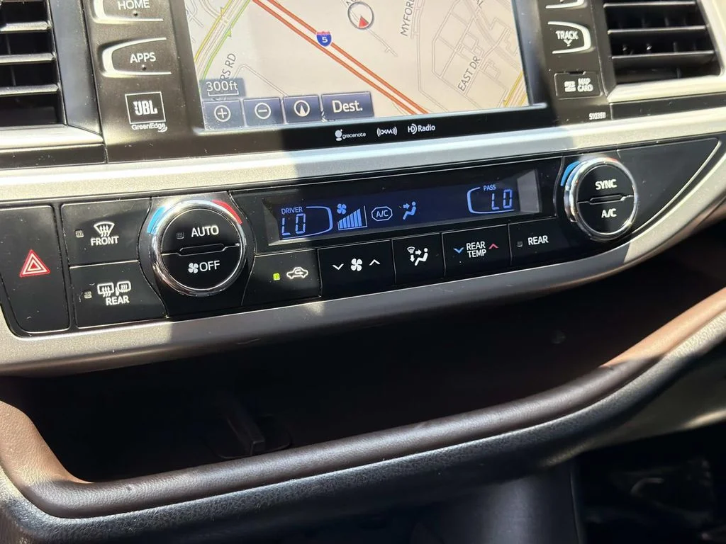 Used 2019 Predawn Gray Mica Toyota Limited image 14