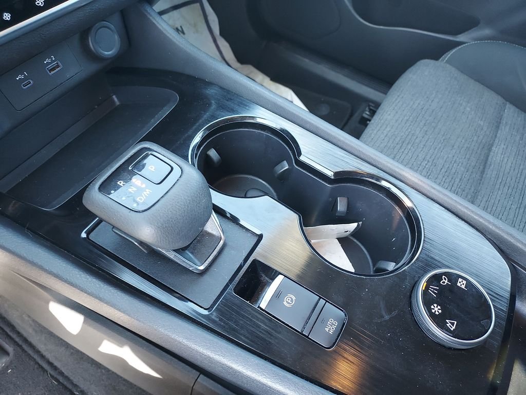 Used 2022 Gray Nissan SV image 24