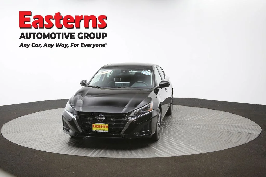 Used 2023 Black Nissan 2.5 SV image 51