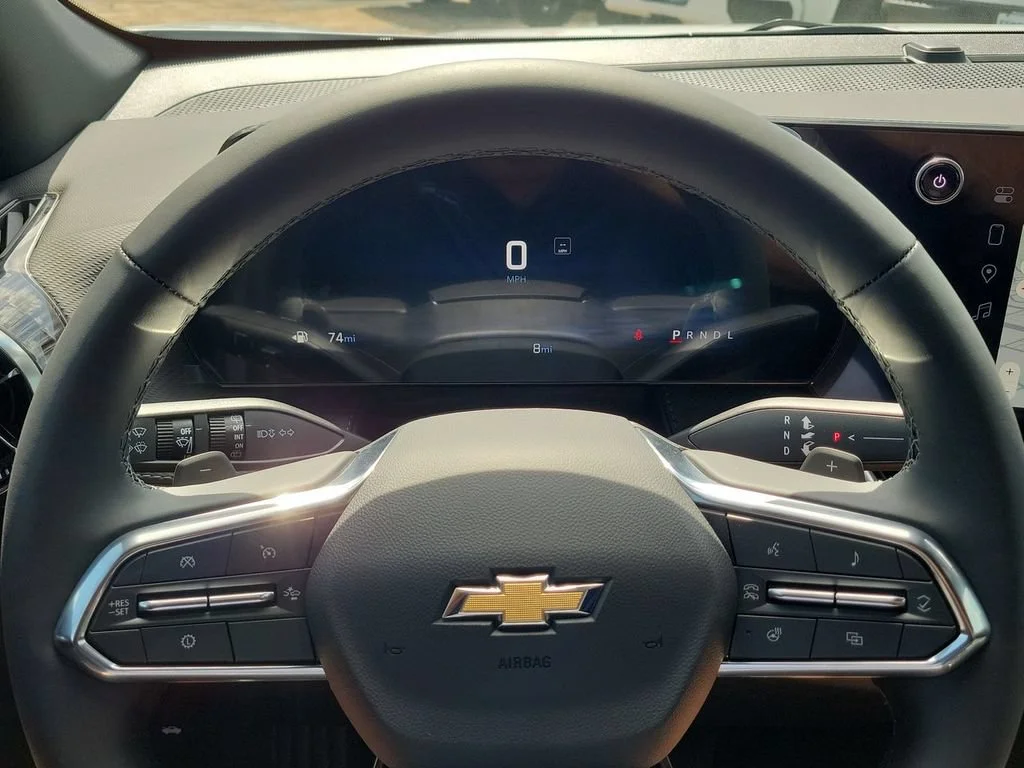 New 2026 Summit White Chevrolet LT image 3