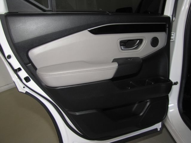 Certified Used 2025 Platinum White Pearl Honda EX-L image 42