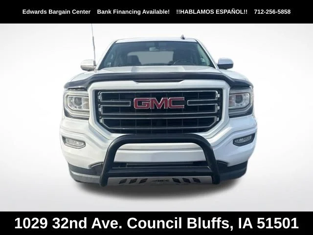 Used 2017 White GMC SLE image 2