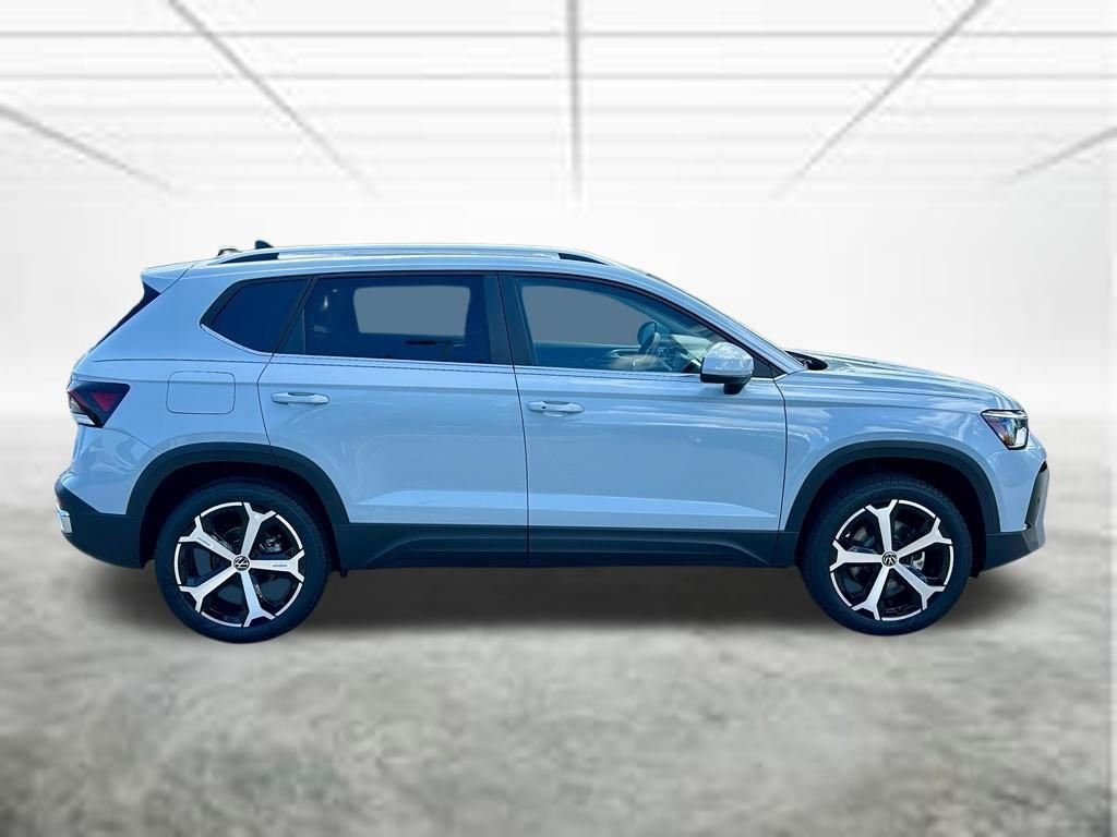 New 2026 Gray Volkswagen 1.5T SEL image 4
