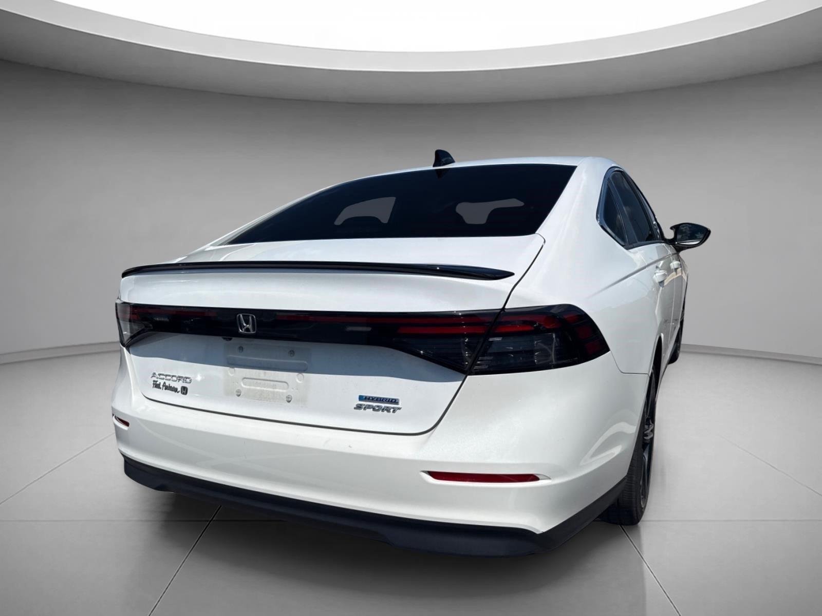 Used 2025 Platinum White Pearl Honda Sport image 12