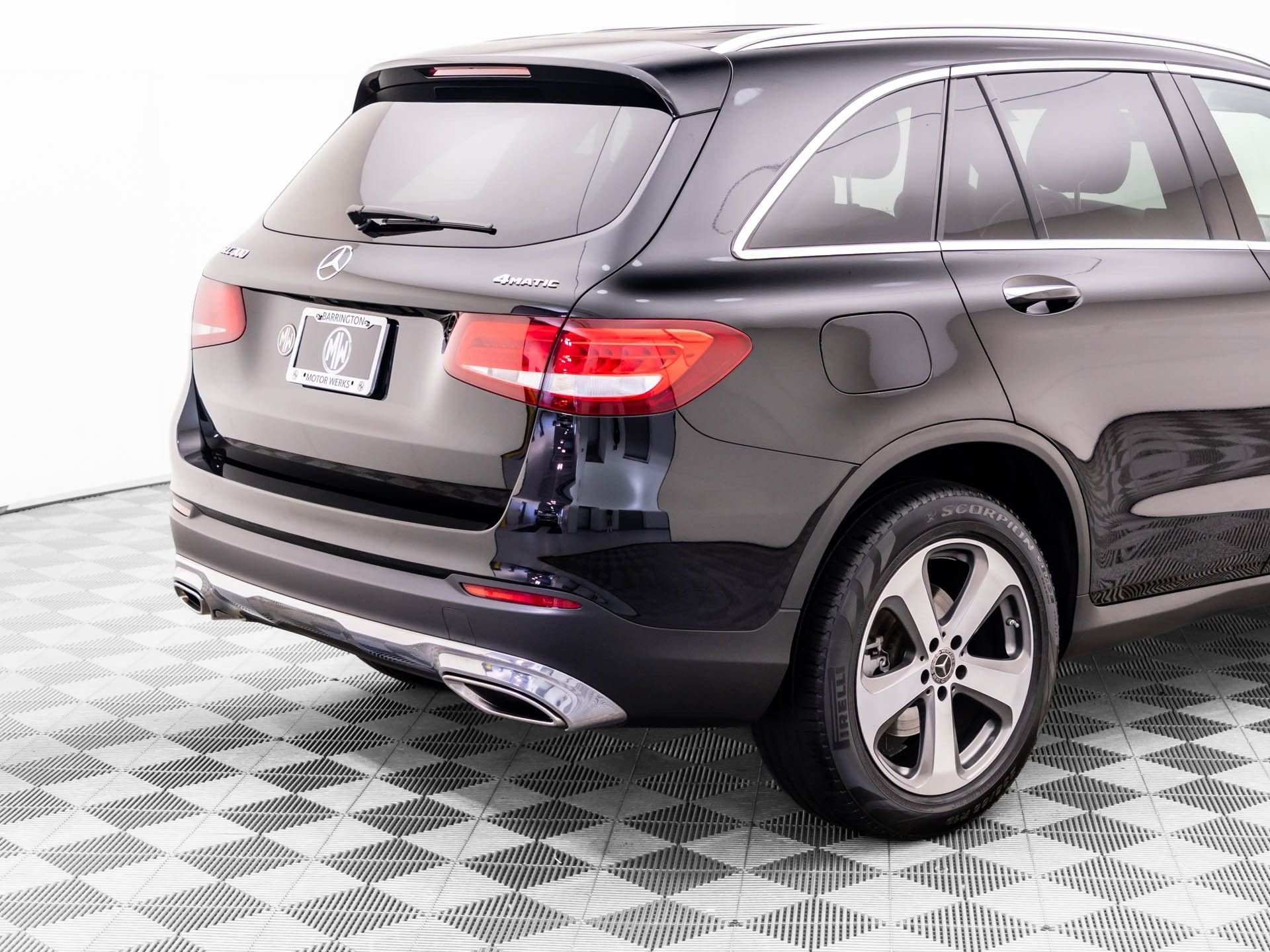 Used 2019  Mercedes-Benz GLC 300 image 31