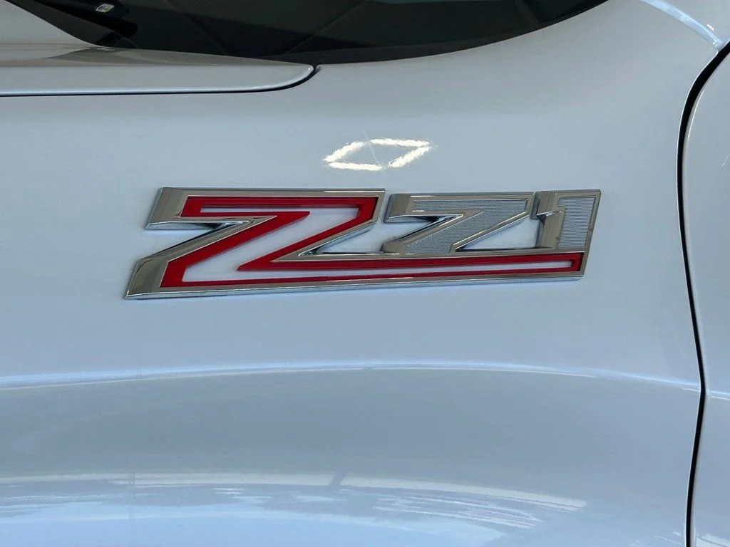 Used 2021 White Chevrolet RST image 18