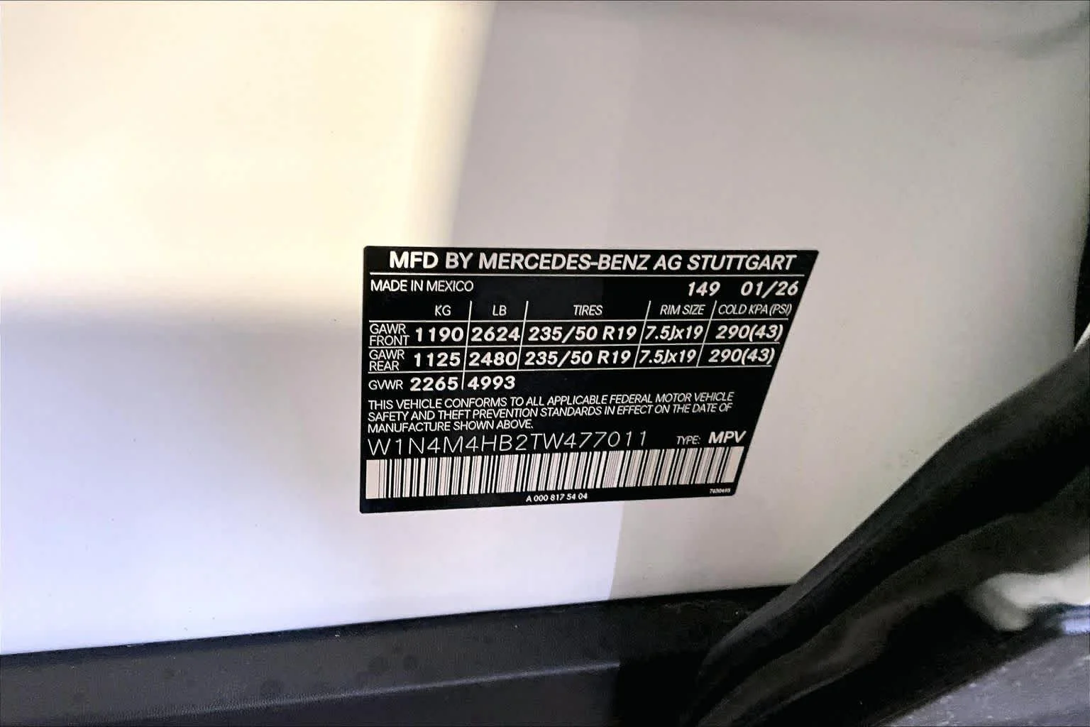 New 2026 Polar White Mercedes-Benz GLB 250 image 12